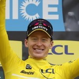 Comme en 2024, Matteo Jorgenson a remporté le maillot jaune de Paris-Nice. KEYSTONE/EPA/SEBASTIEN NOGIER